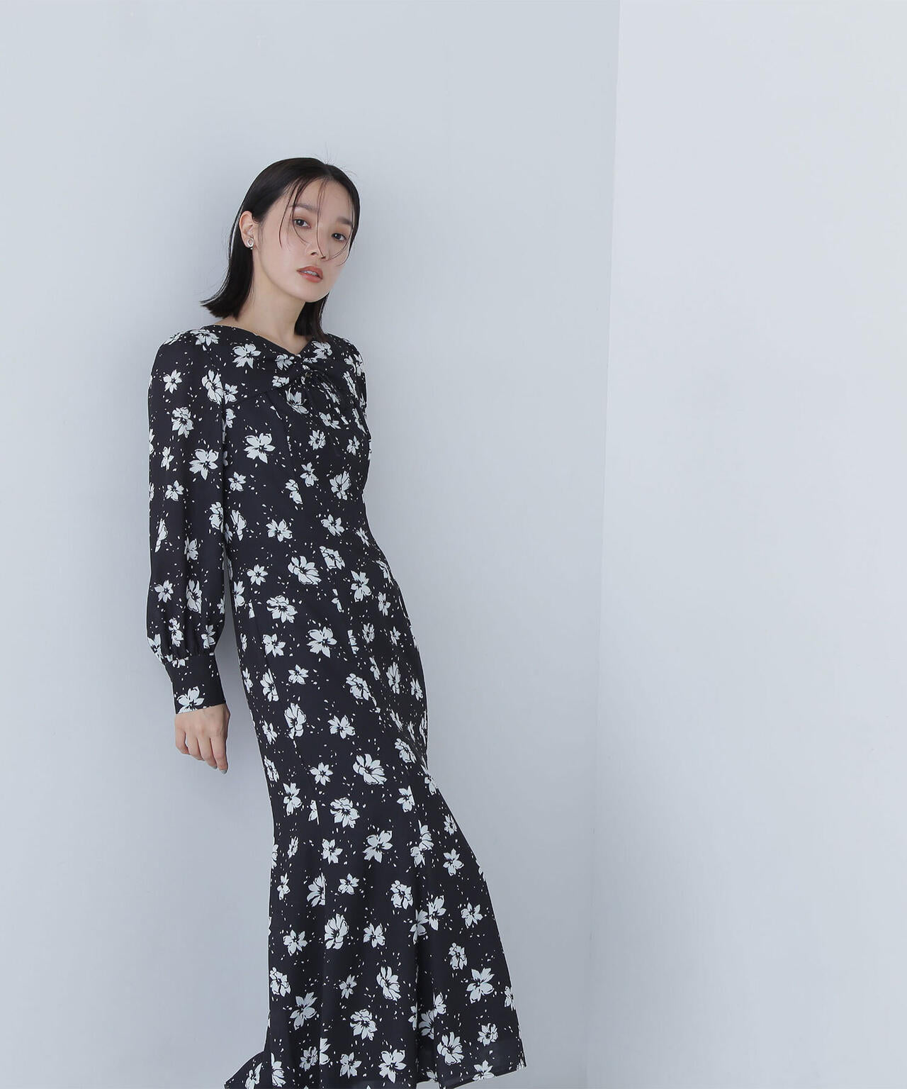 フラワープリントフロントギャザーワンピース | NATURAL BEAUTY