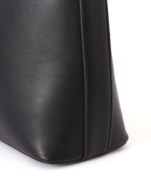 b3379646-3113-579a-a972-9061e0f8187e_Image