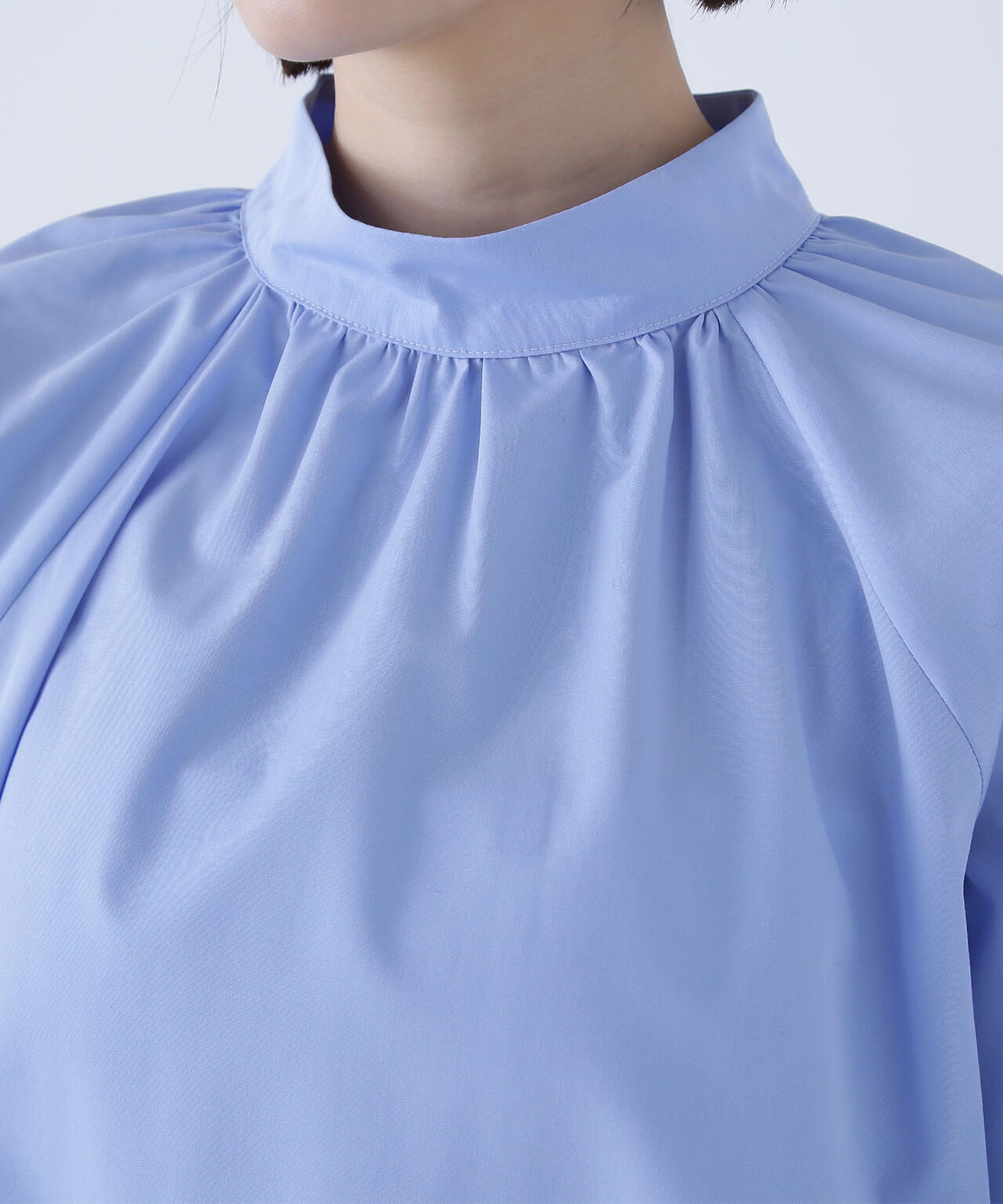 ハイネックリボンボウブラウス