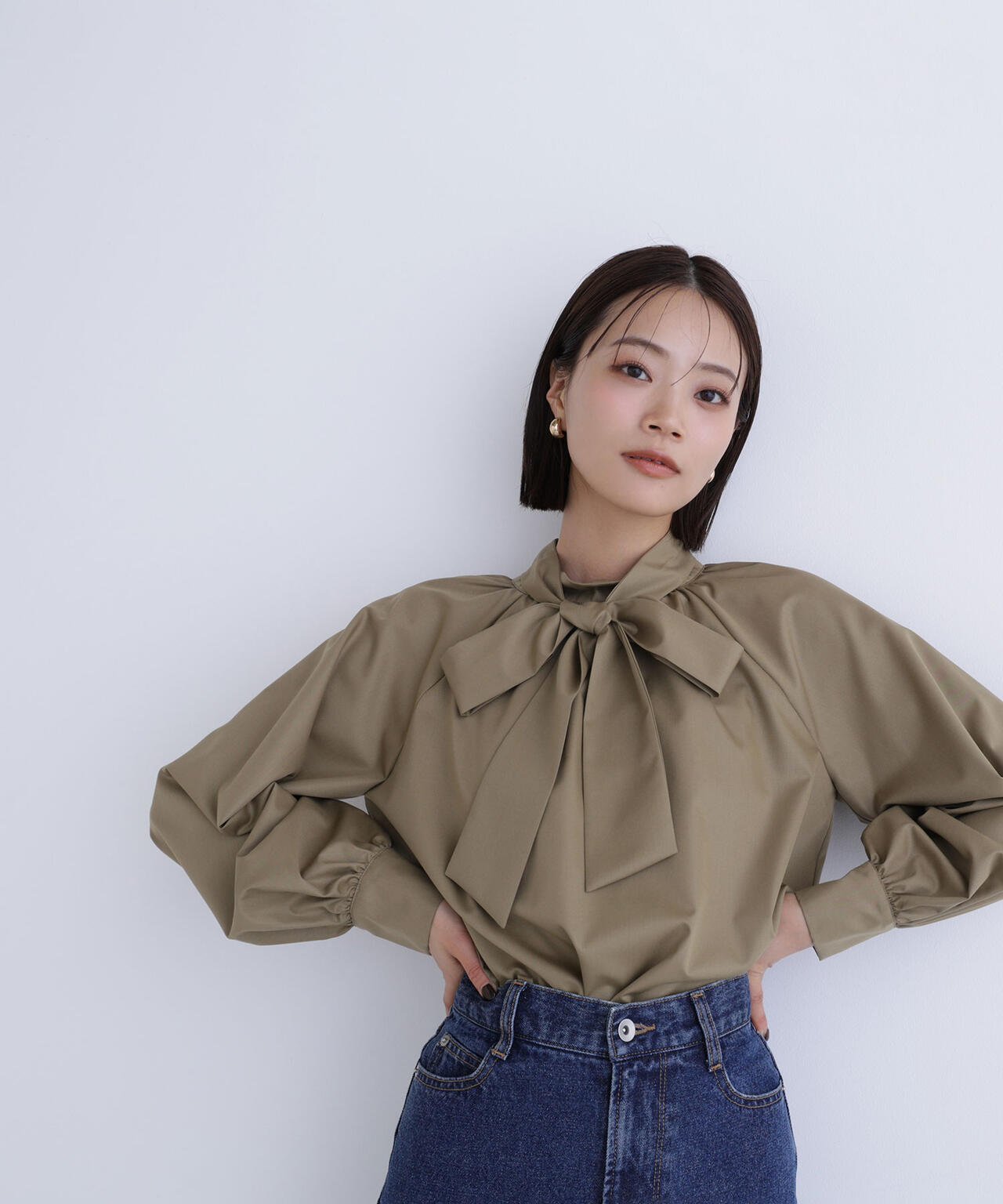 ハイネックリボンボウブラウス | NATURAL BEAUTY BASIC（ナチュラル