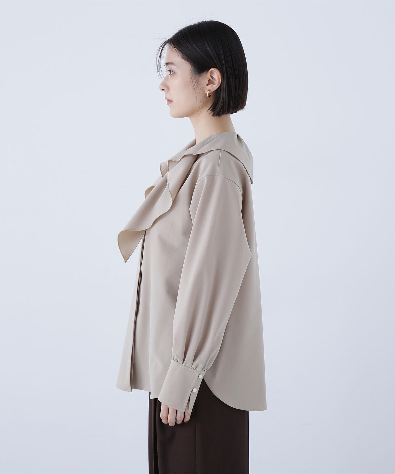Oggi掲載】デザインラッフルブラウス | NATURAL BEAUTY BASIC