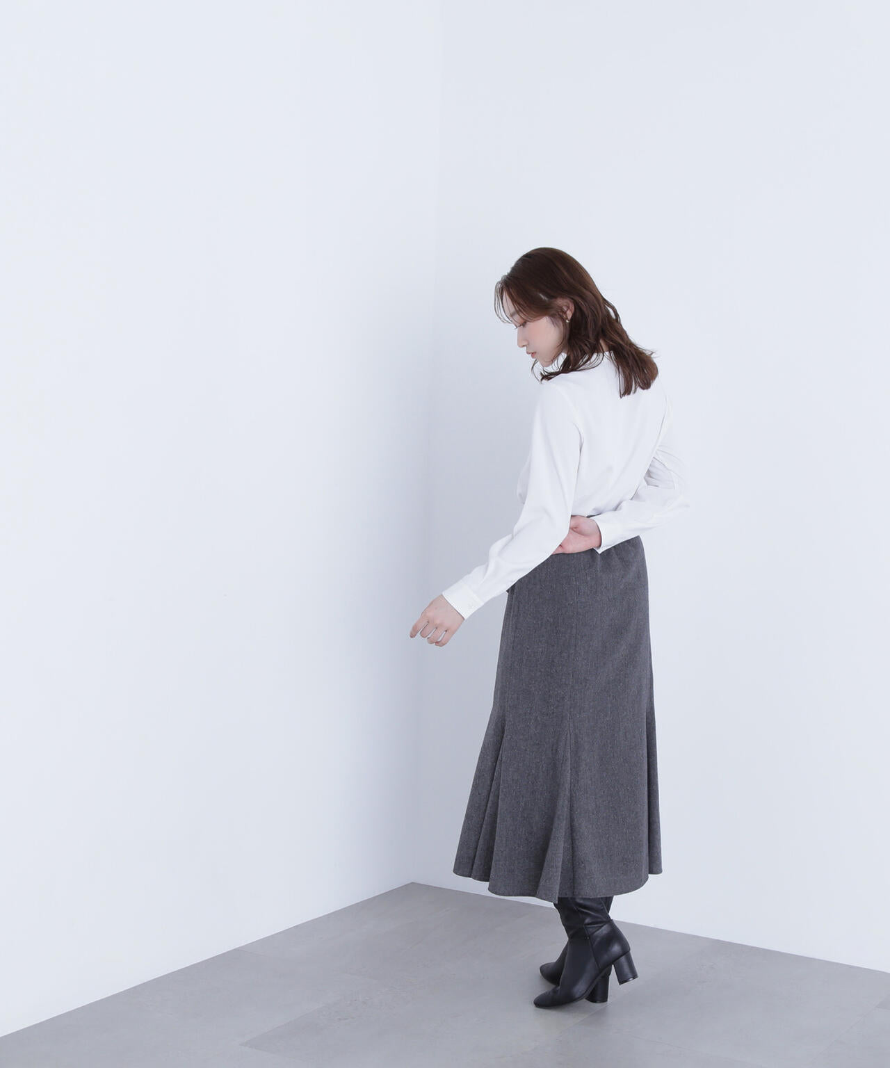 ダブルラッフルボウブラウス