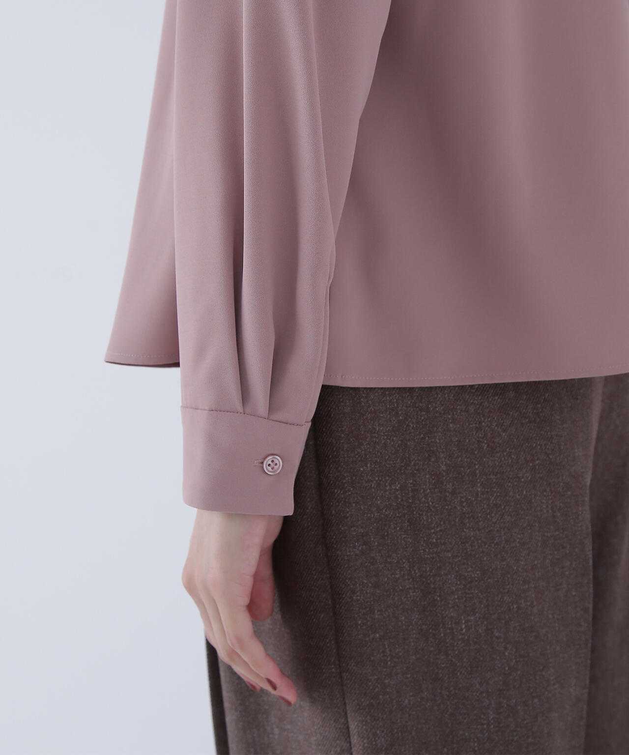 ダブルラッフルボウブラウス