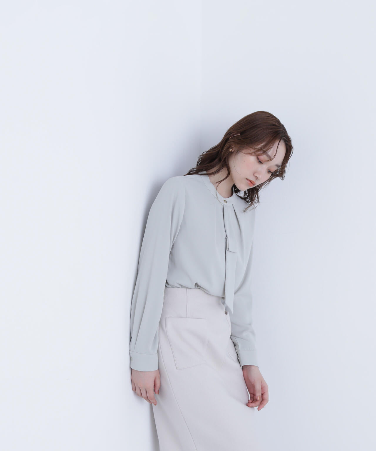 タックナロータイブラウス