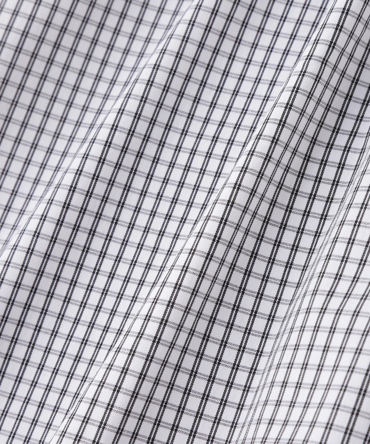 【Oggi掲載】フリルカフスハイネックブラウス