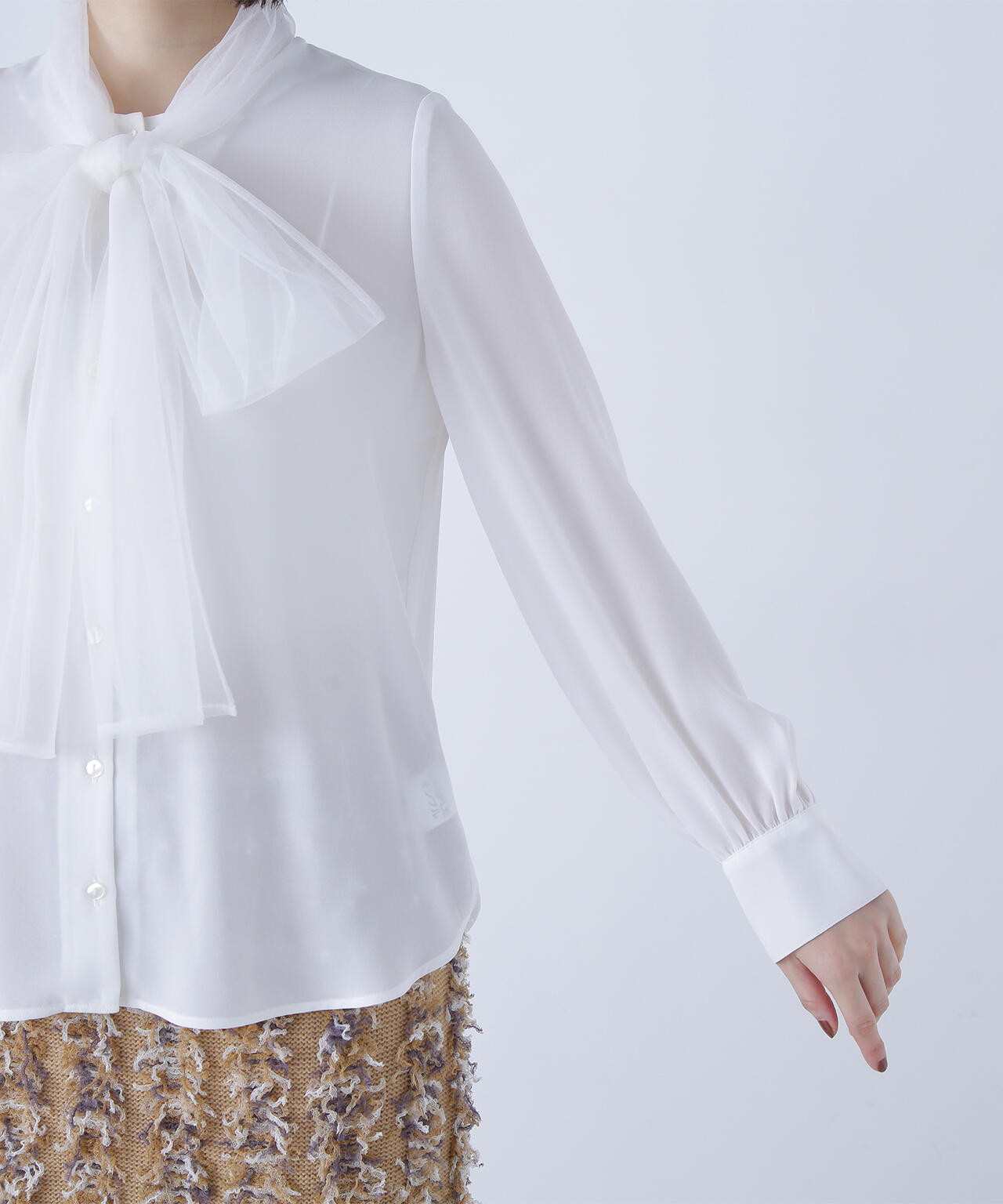 チュールボウタイブラウス
