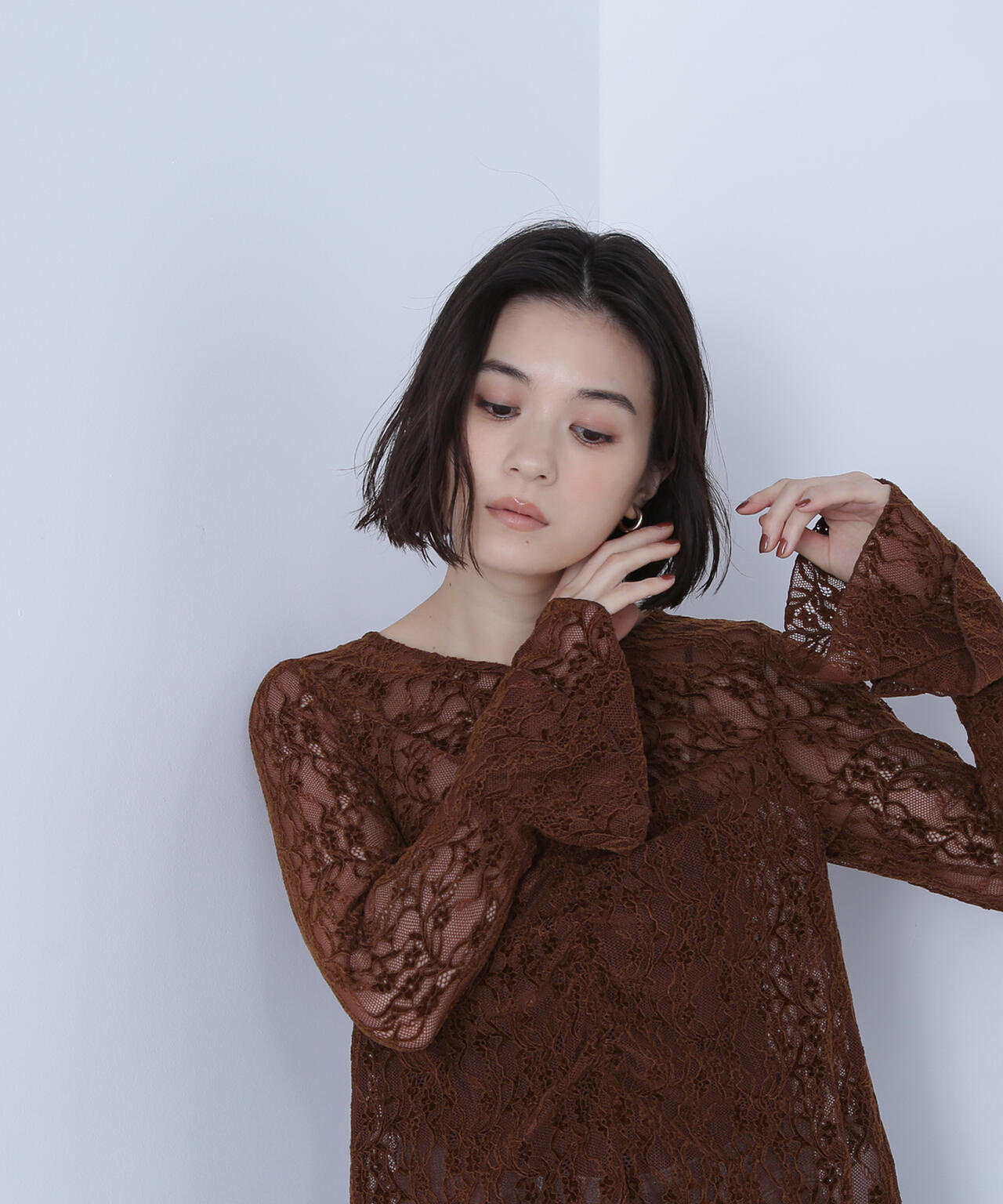 起毛レースフレアカフストップス