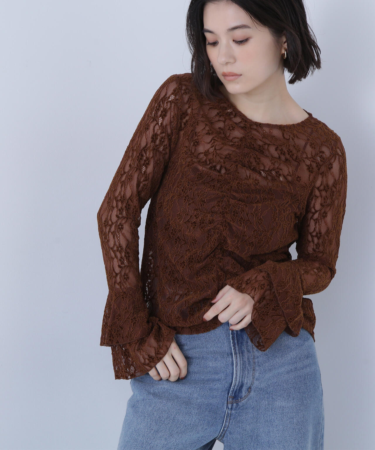 起毛レースフレアカフストップス