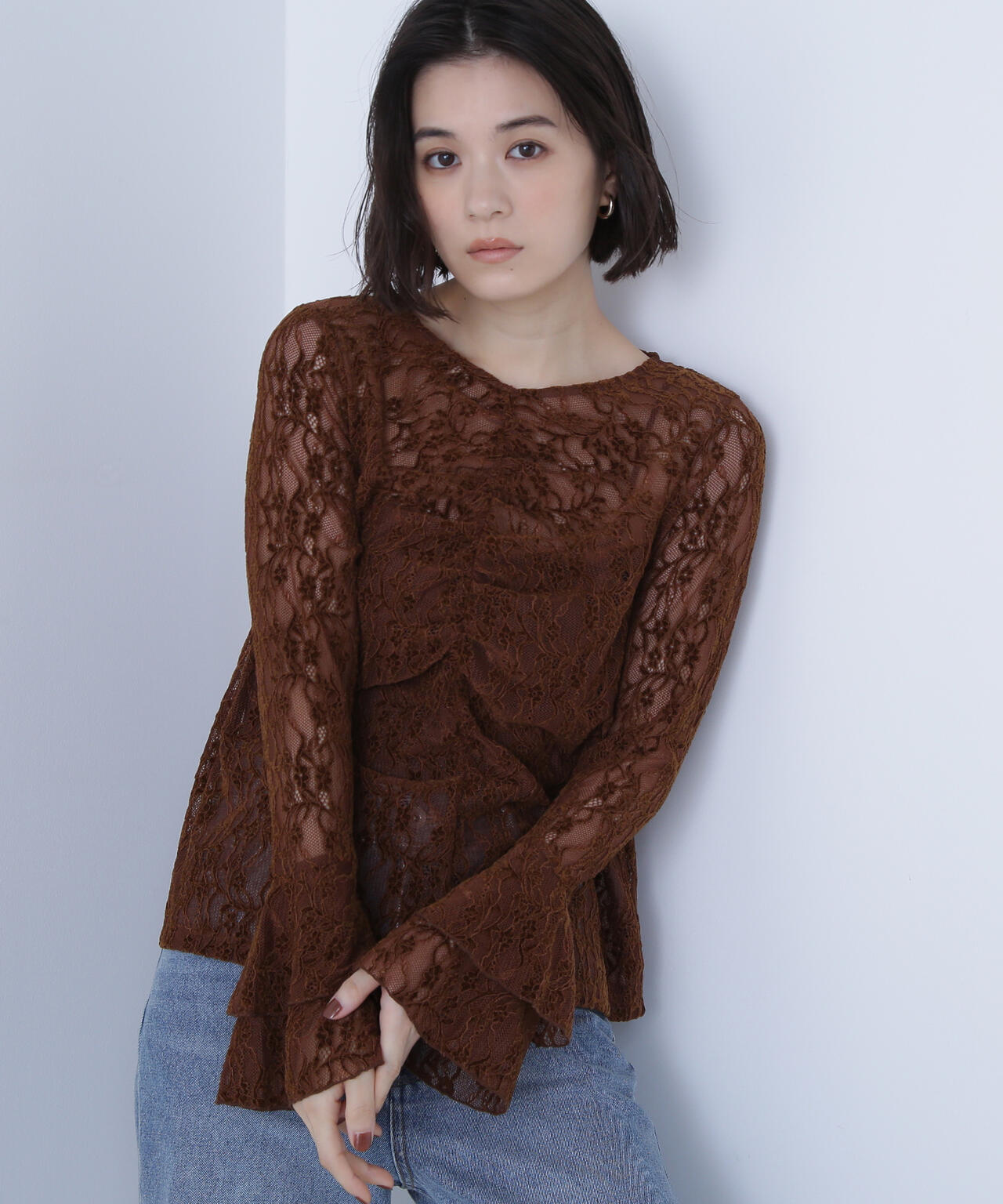 起毛レースフレアカフストップス