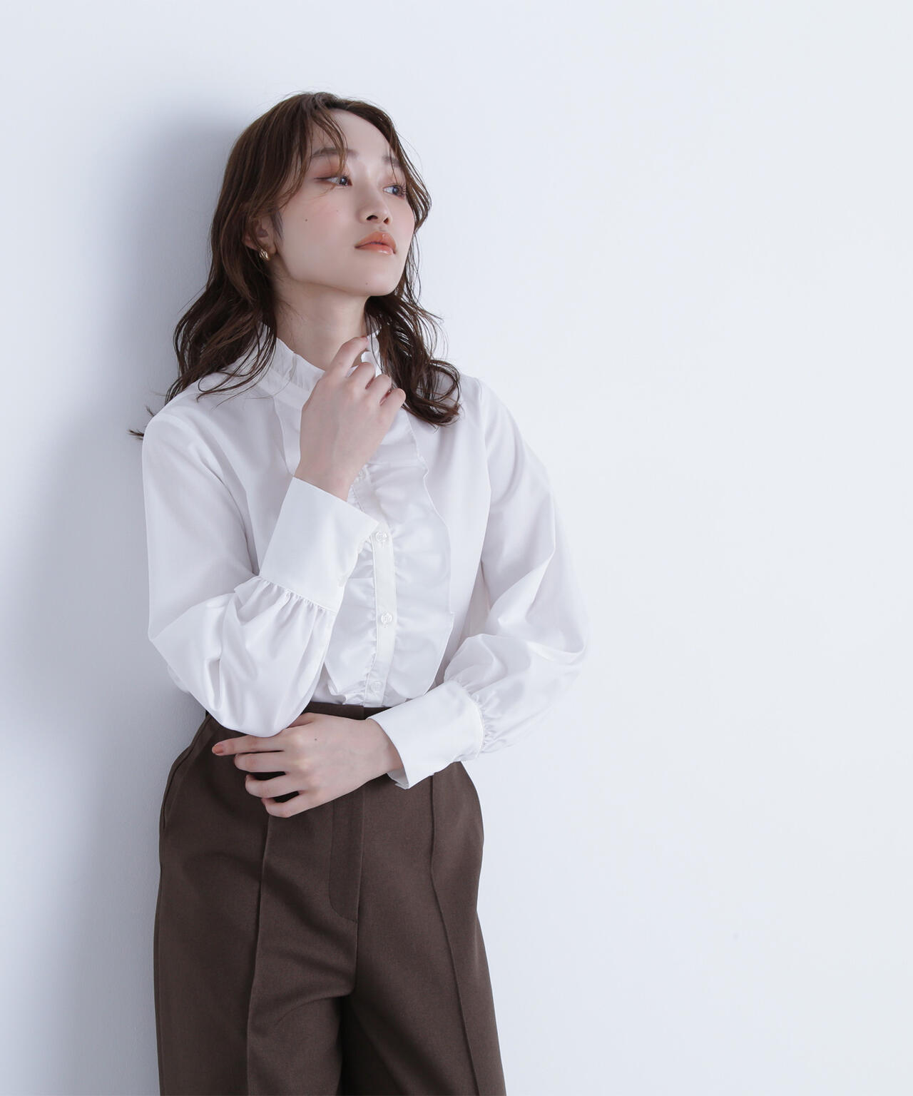 フロントフリルブラウス