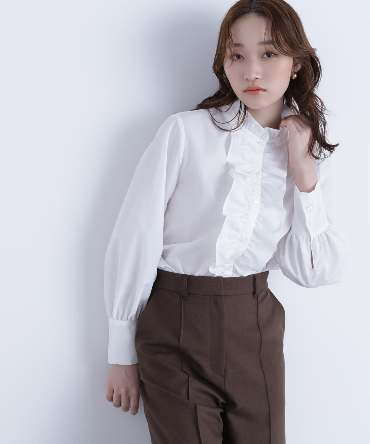 フロントフリルブラウス