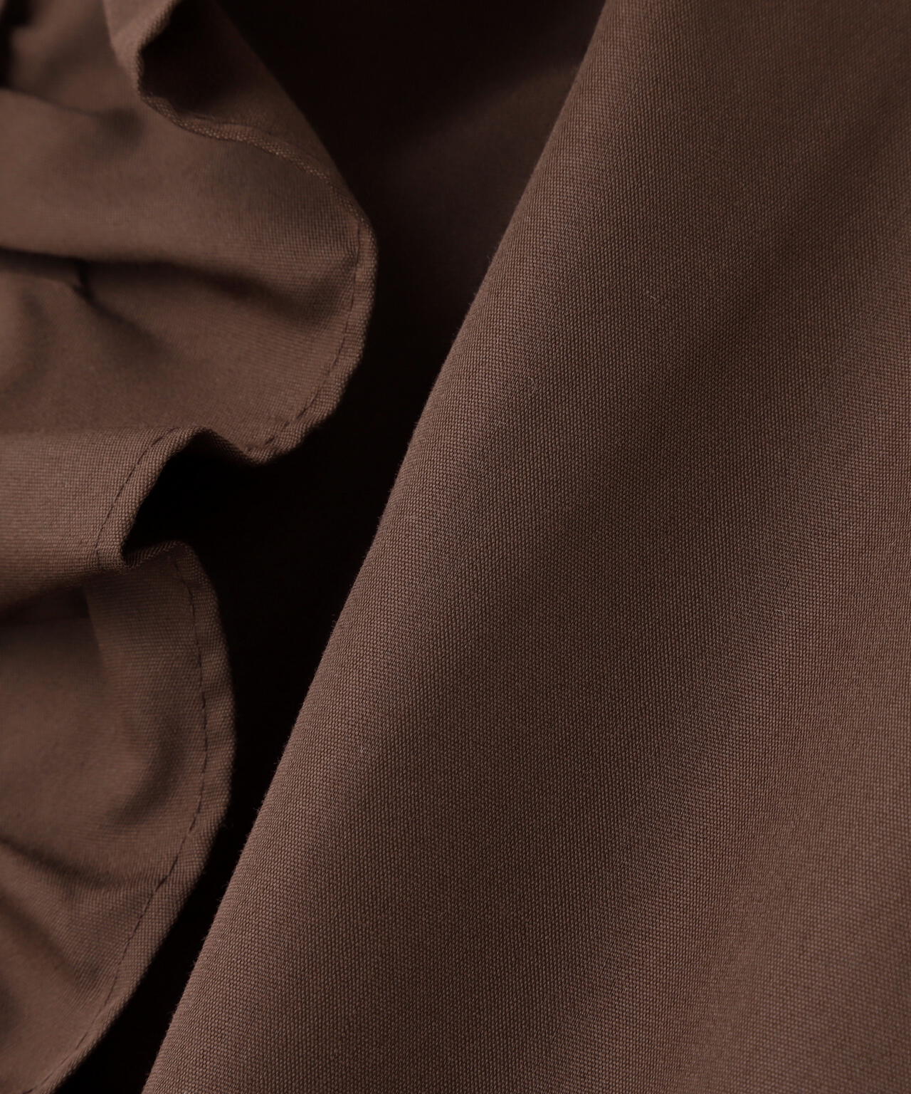 フロントフリルブラウス