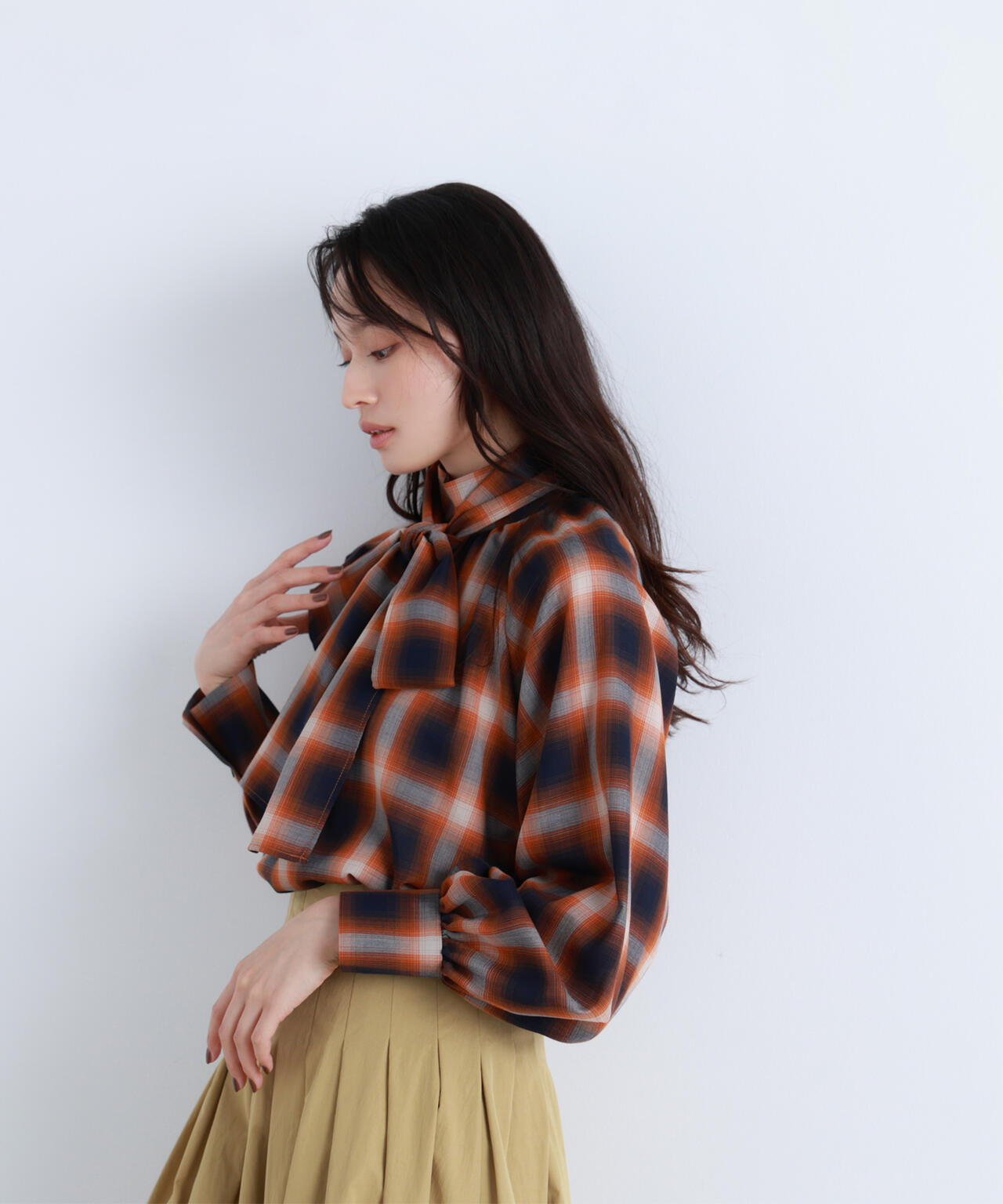 チェックボウタイブラウス