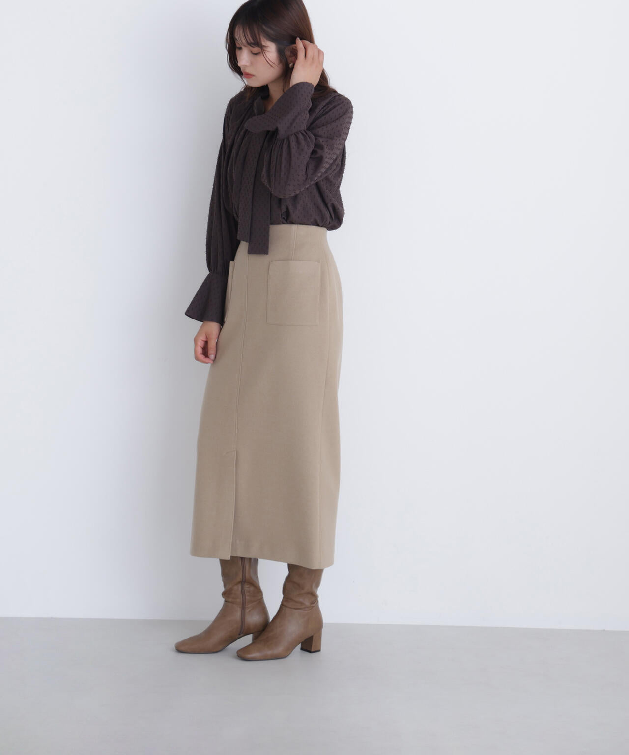 カットドビーボウブラウス