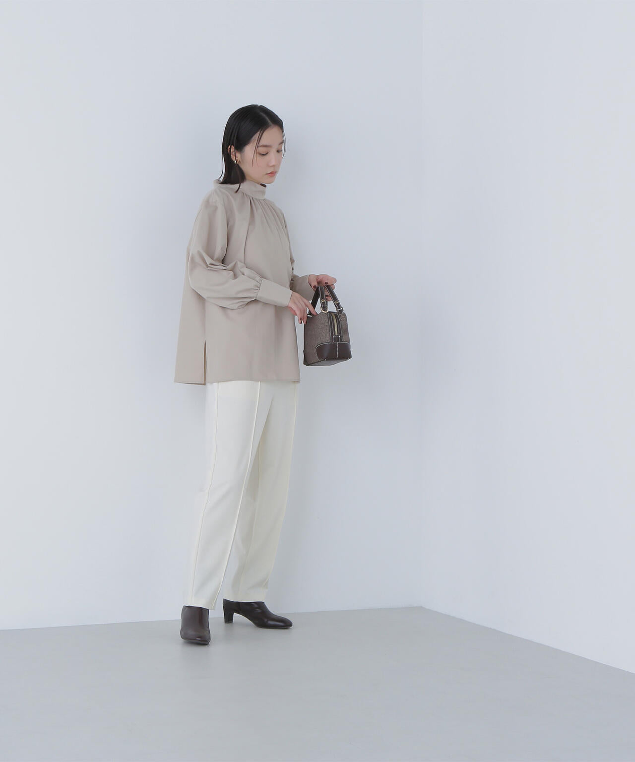 2wayスタンドネックブラウス | NATURAL BEAUTY BASIC（ナチュラル