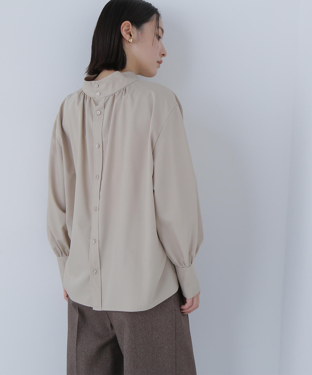 2wayスタンドネックブラウス | NATURAL BEAUTY BASIC（ナチュラル