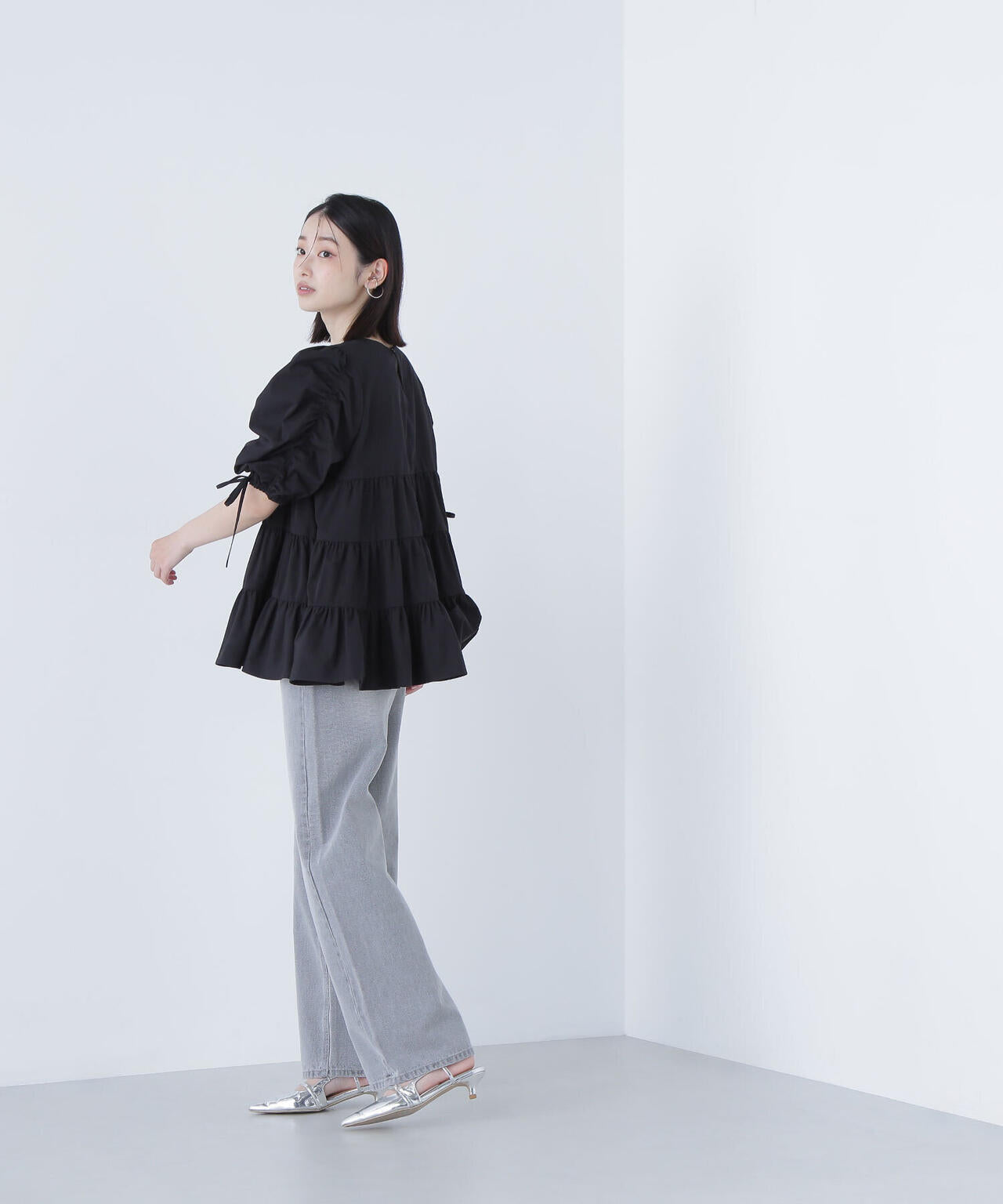 ギャザースリーブティアードチュニックブラウス