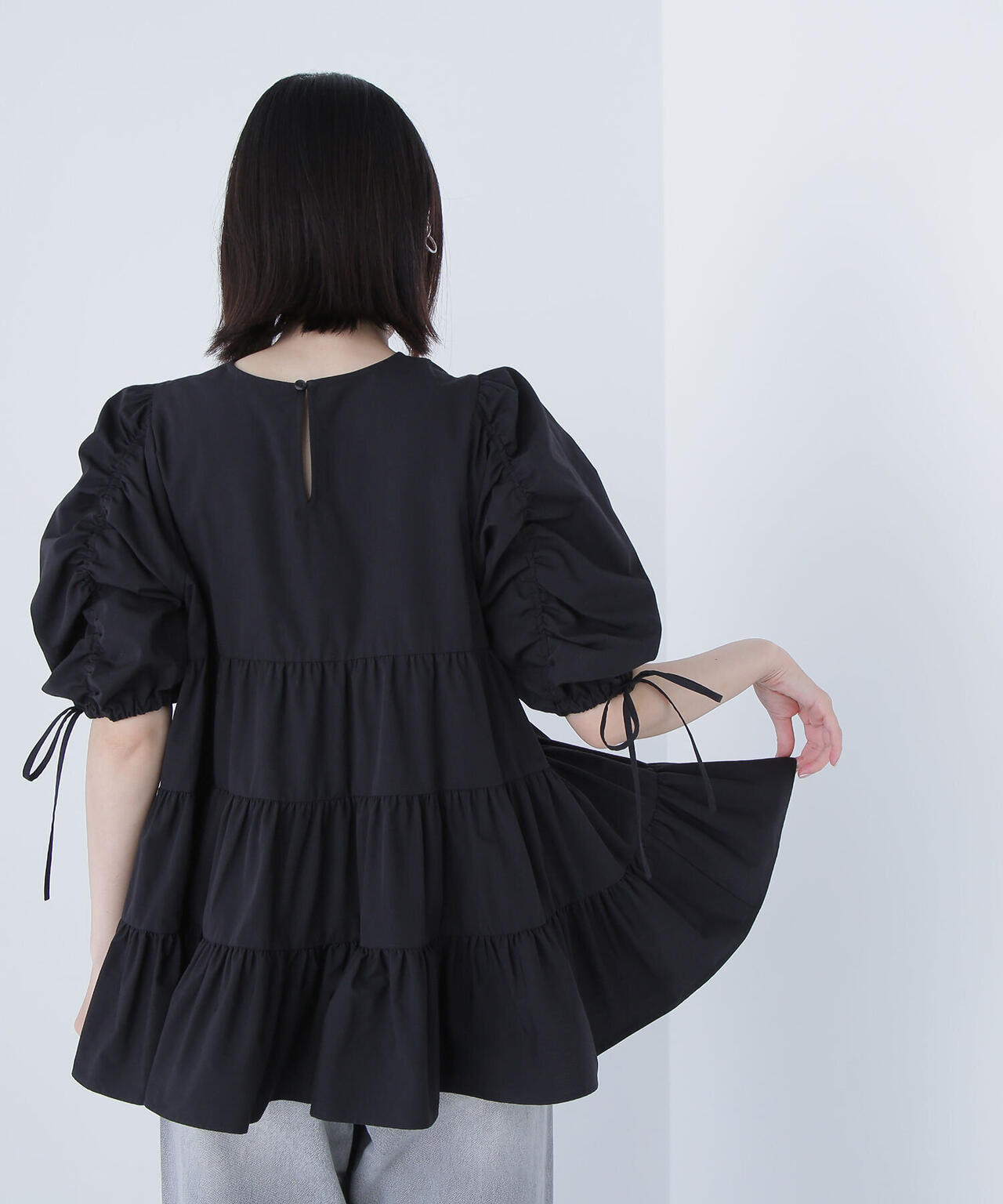 ギャザースリーブティアードチュニックブラウス