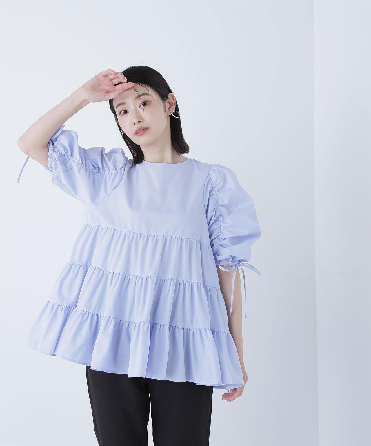 ギャザースリーブティアードチュニックブラウス