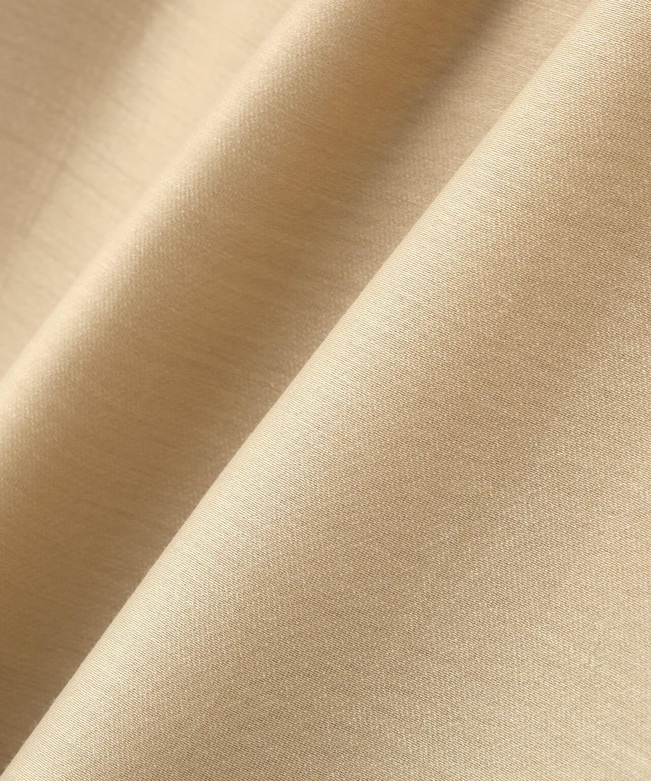 シャーリングネックフリルブラウス