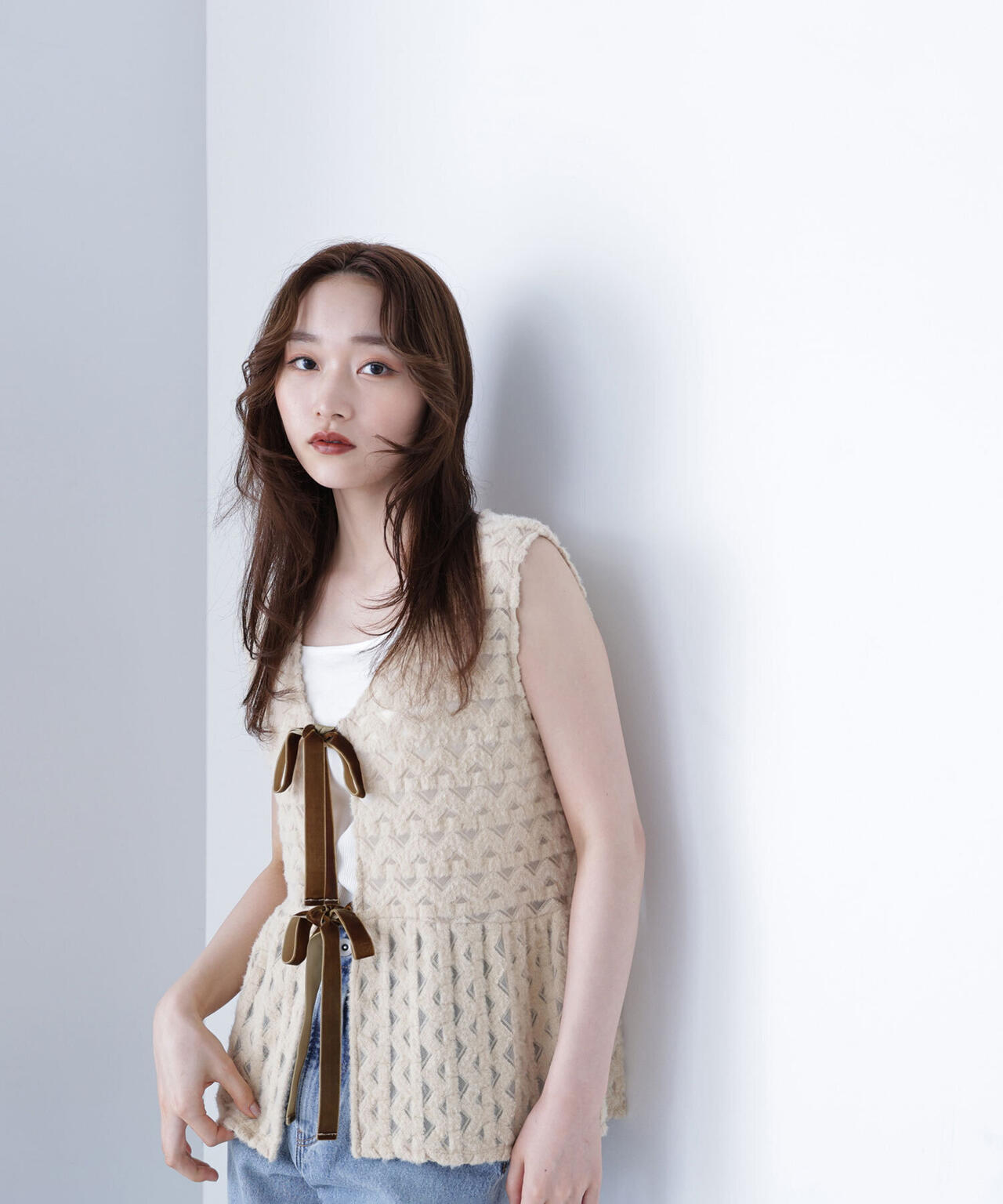 フェザーレースジレ