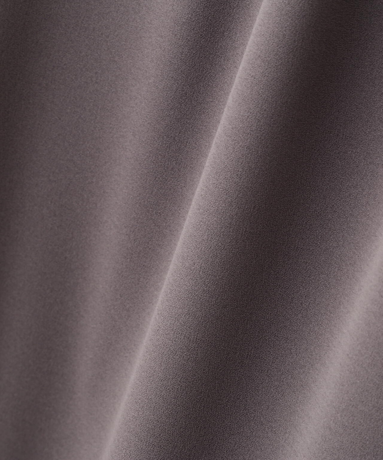 フロントタックブラウス