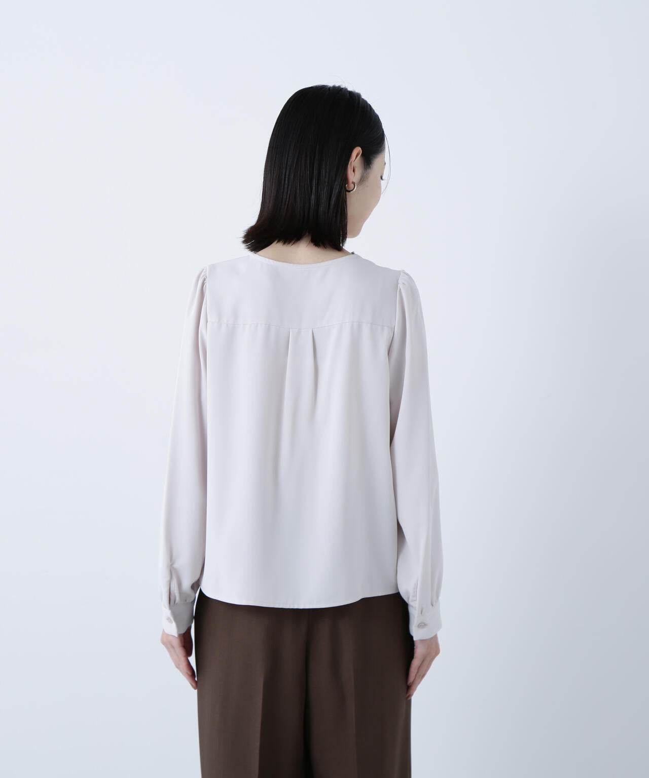 スキッパーメタルポイントブラウス