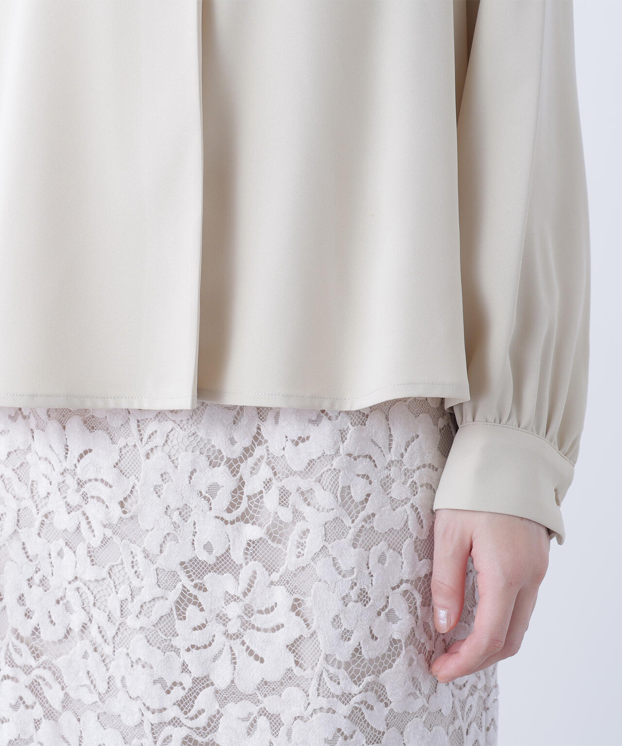 スキッパーメタルポイントブラウス