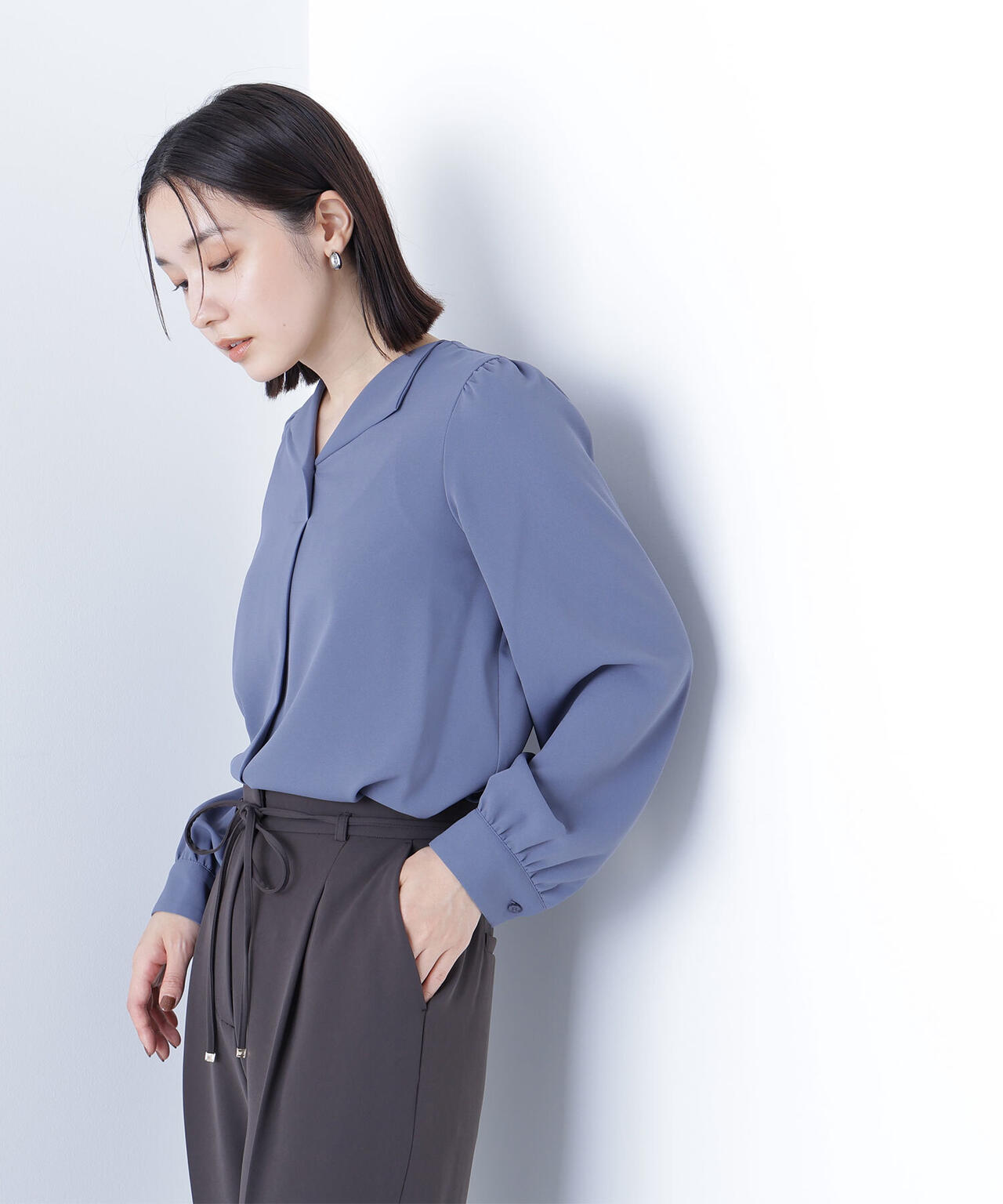 スキッパーメタルポイントブラウス