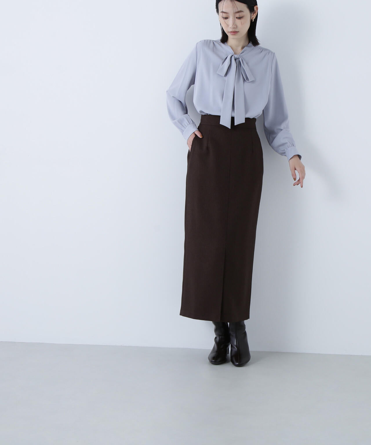 リボンボウタイブラウス