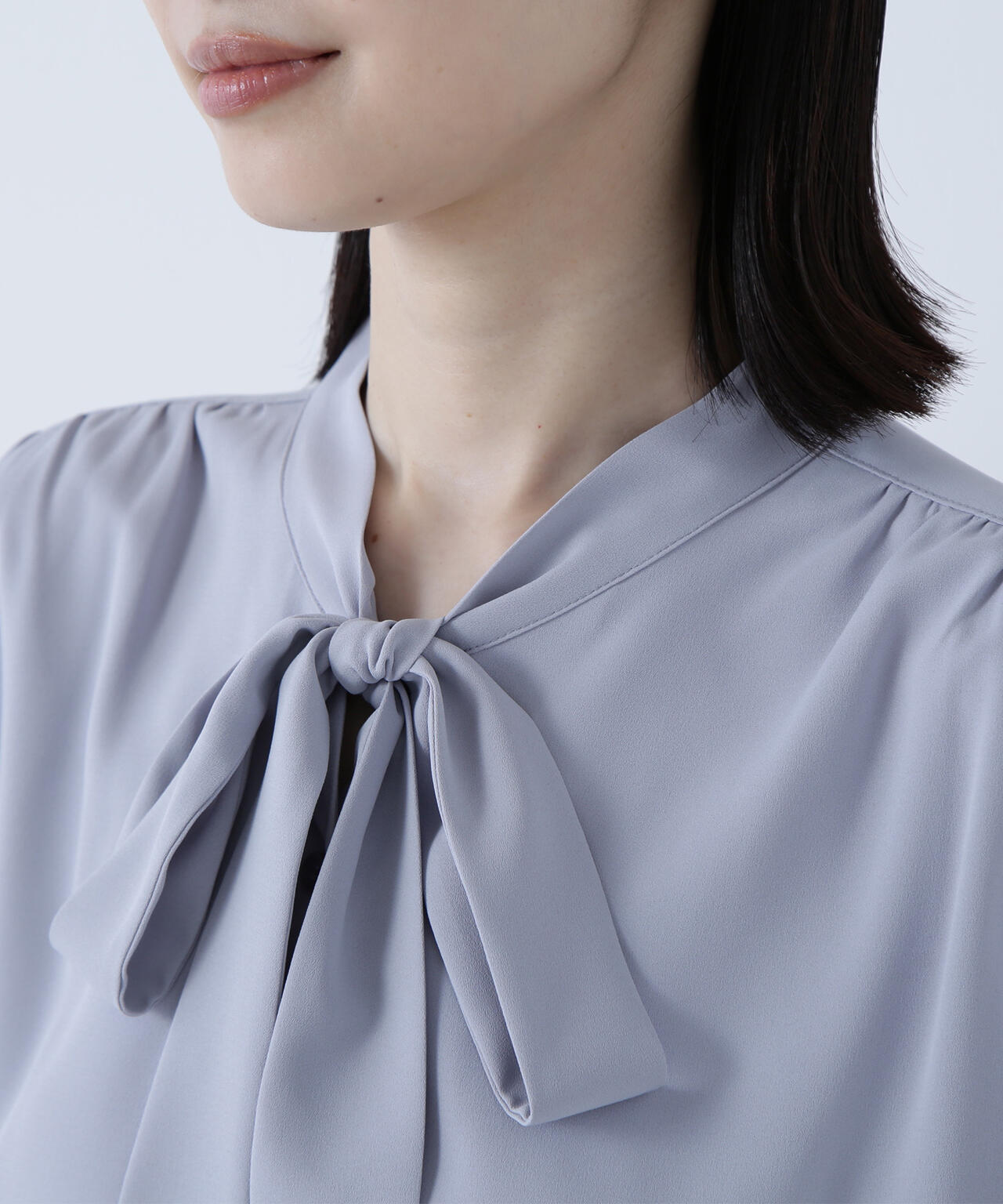 リボンボウタイブラウス