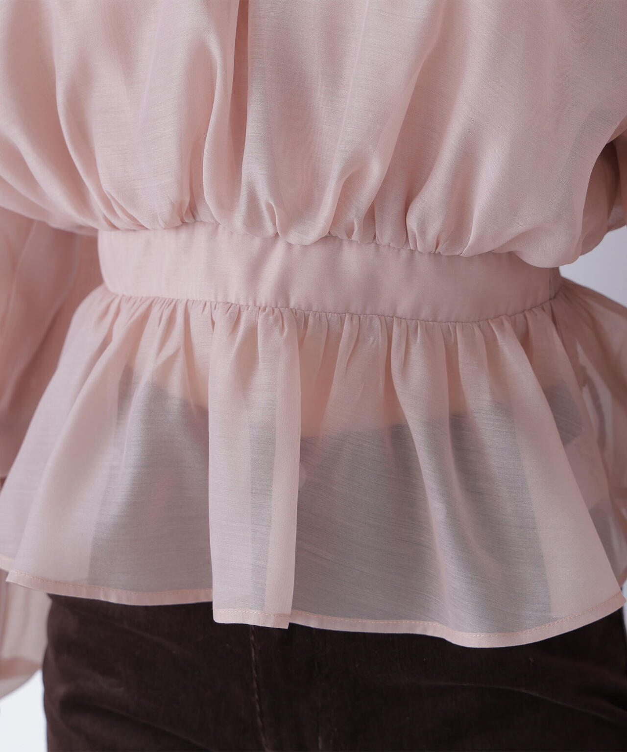 シアーギャザーペプラムブラウス | NATURAL BEAUTY BASIC（ナチュラル