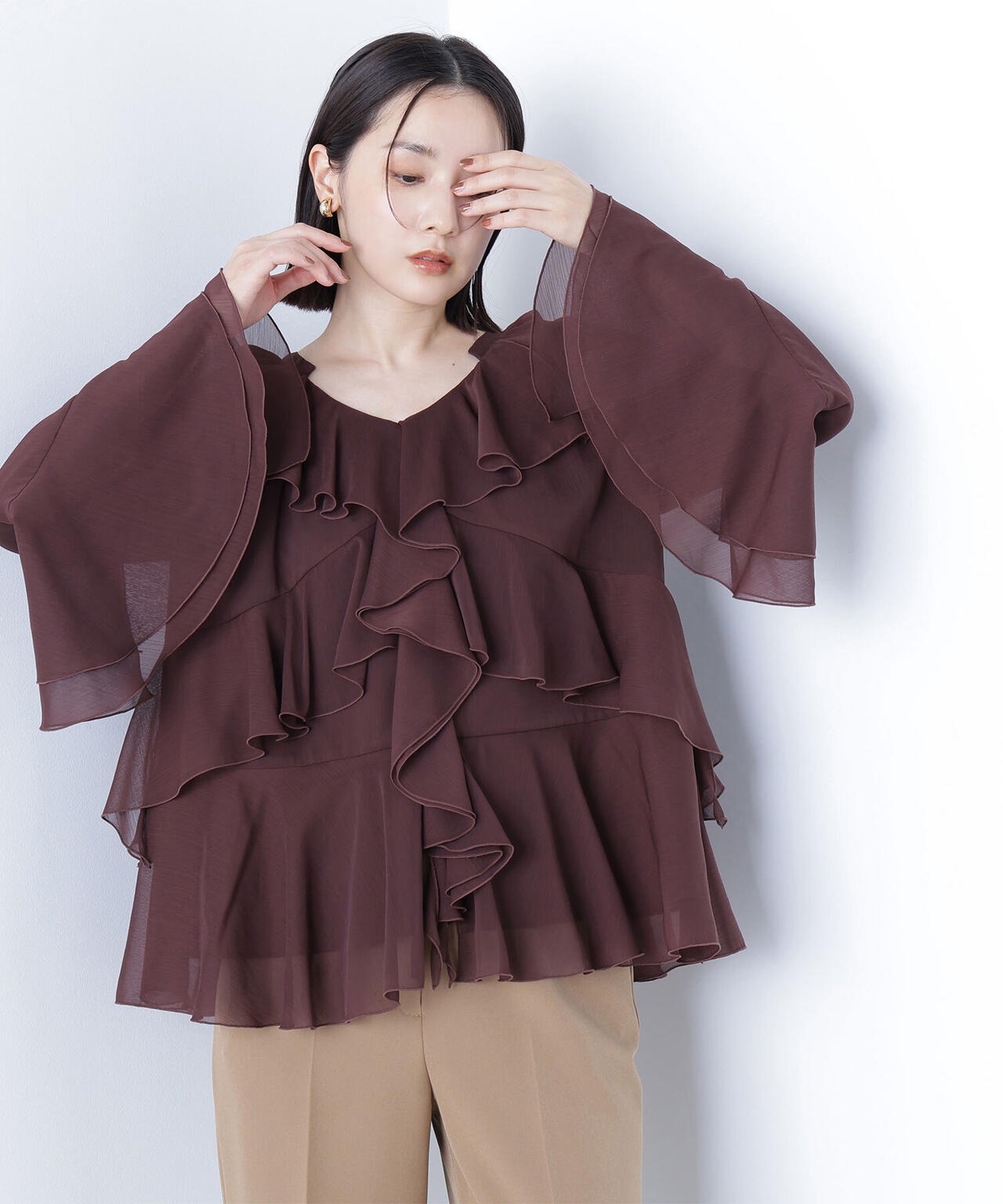 ラッフルフリルチュニックブラウス