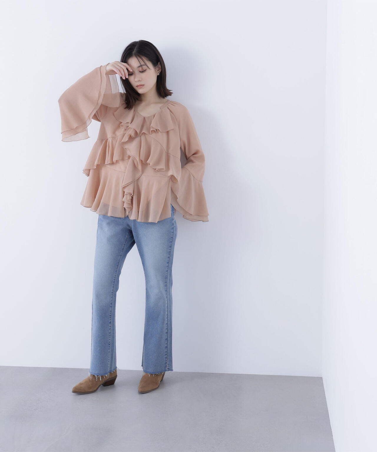 ラッフルフリルチュニックブラウス