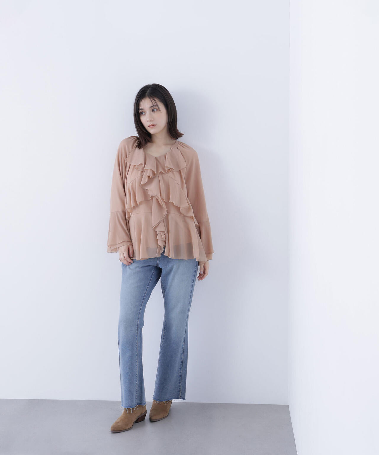 ラッフルフリルチュニックブラウス