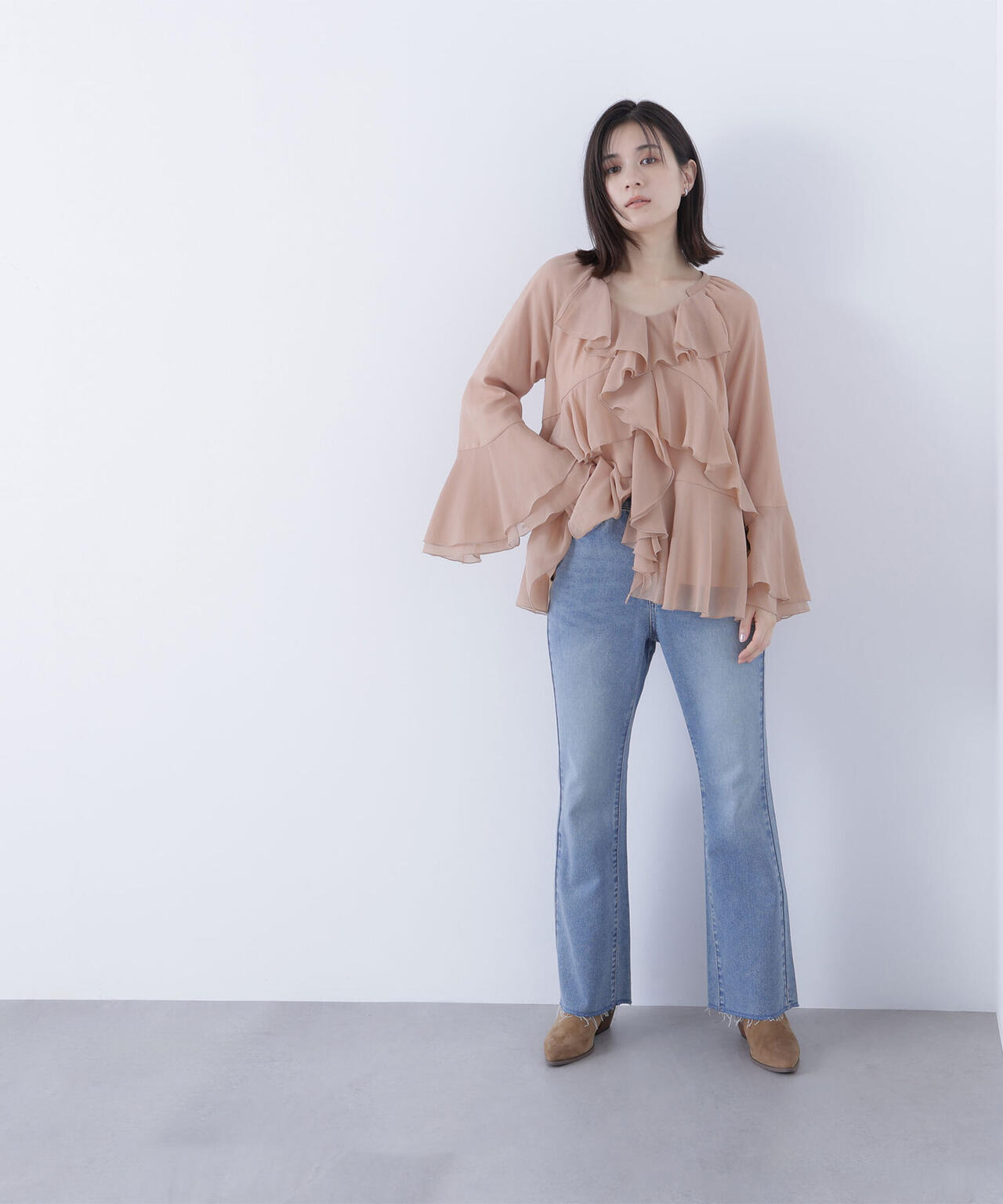 ラッフルフリルチュニックブラウス