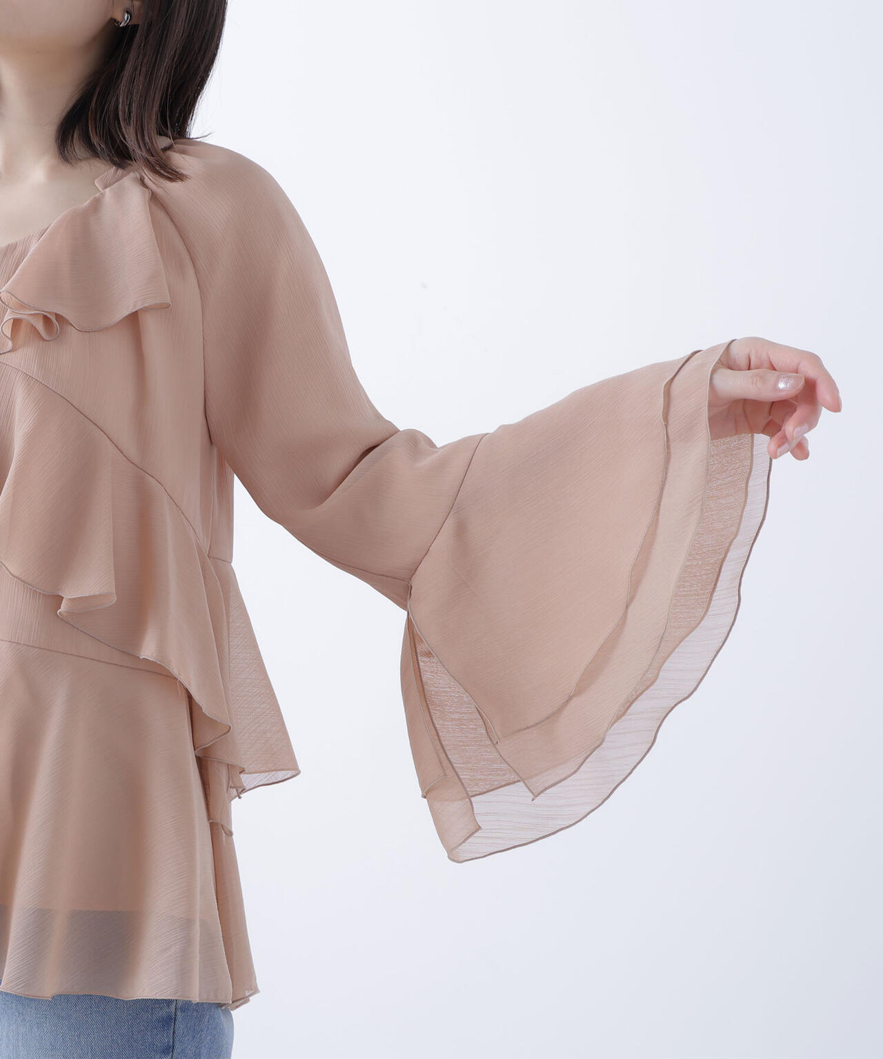 ラッフルフリルチュニックブラウス