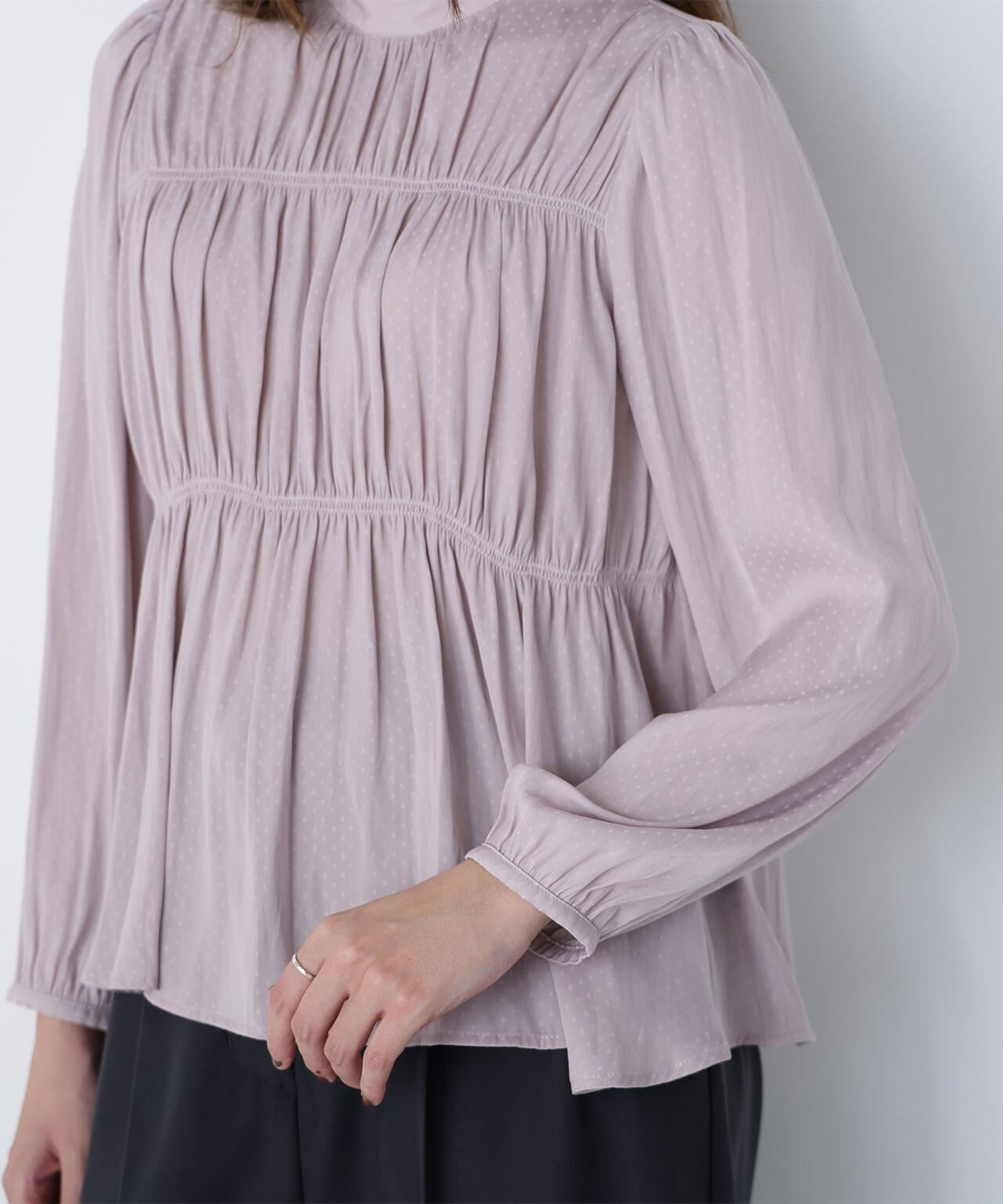 シャーリングデザインブラウス | NATURAL BEAUTY BASIC（ナチュラル