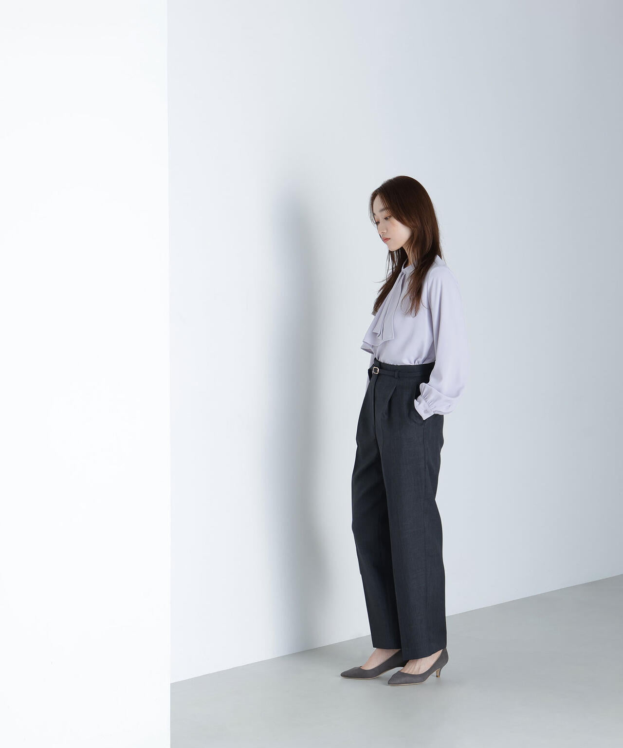 アシメラッフルボウブラウス