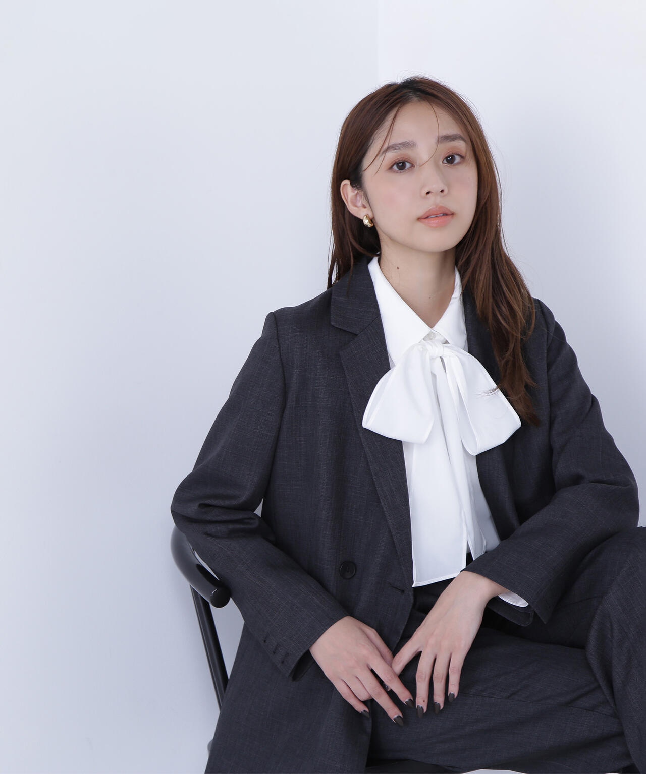 シャツカラーリボンブラウス