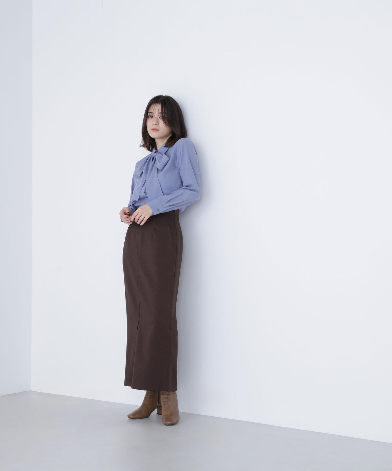 シャツカラーリボンブラウス