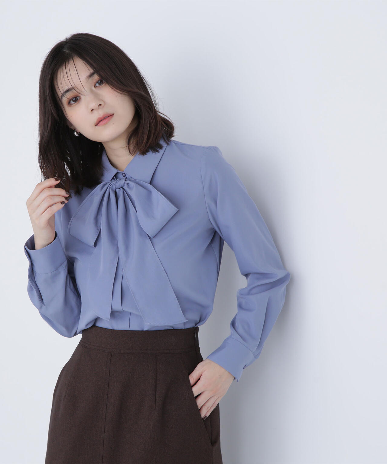 シャツカラーリボンブラウス