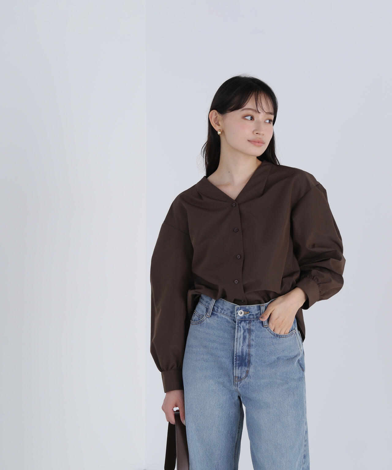 BiBi Vネック レディースメッシュパンプ ブラックサイズM leswel L〜5L 空羽ストライプ フリル ブラウス 大きいサイズ