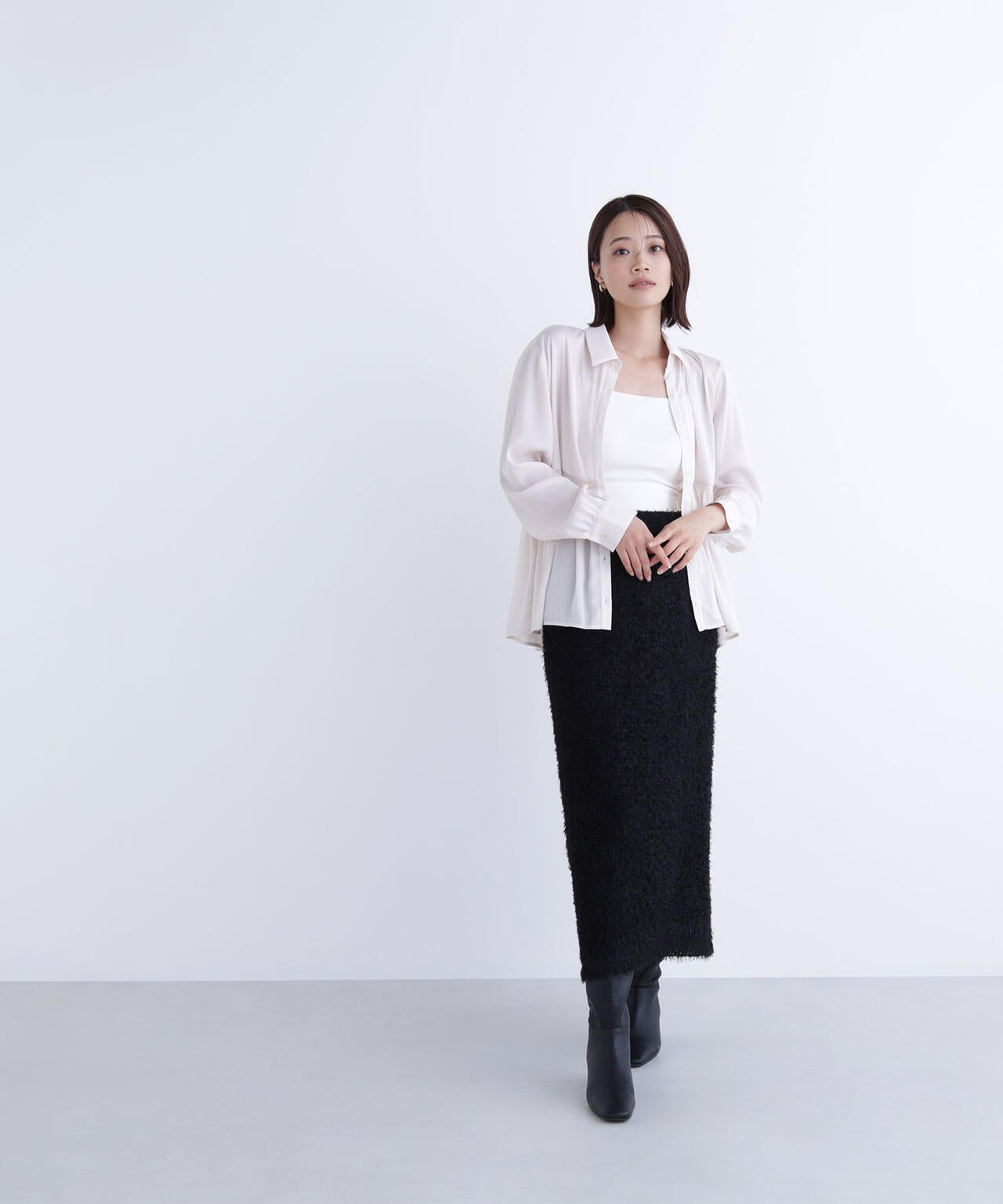 くまさん様 サテンペプラムブラウス くまさん様 サテンペプラムブラウス くまさん様 サテンペプラム