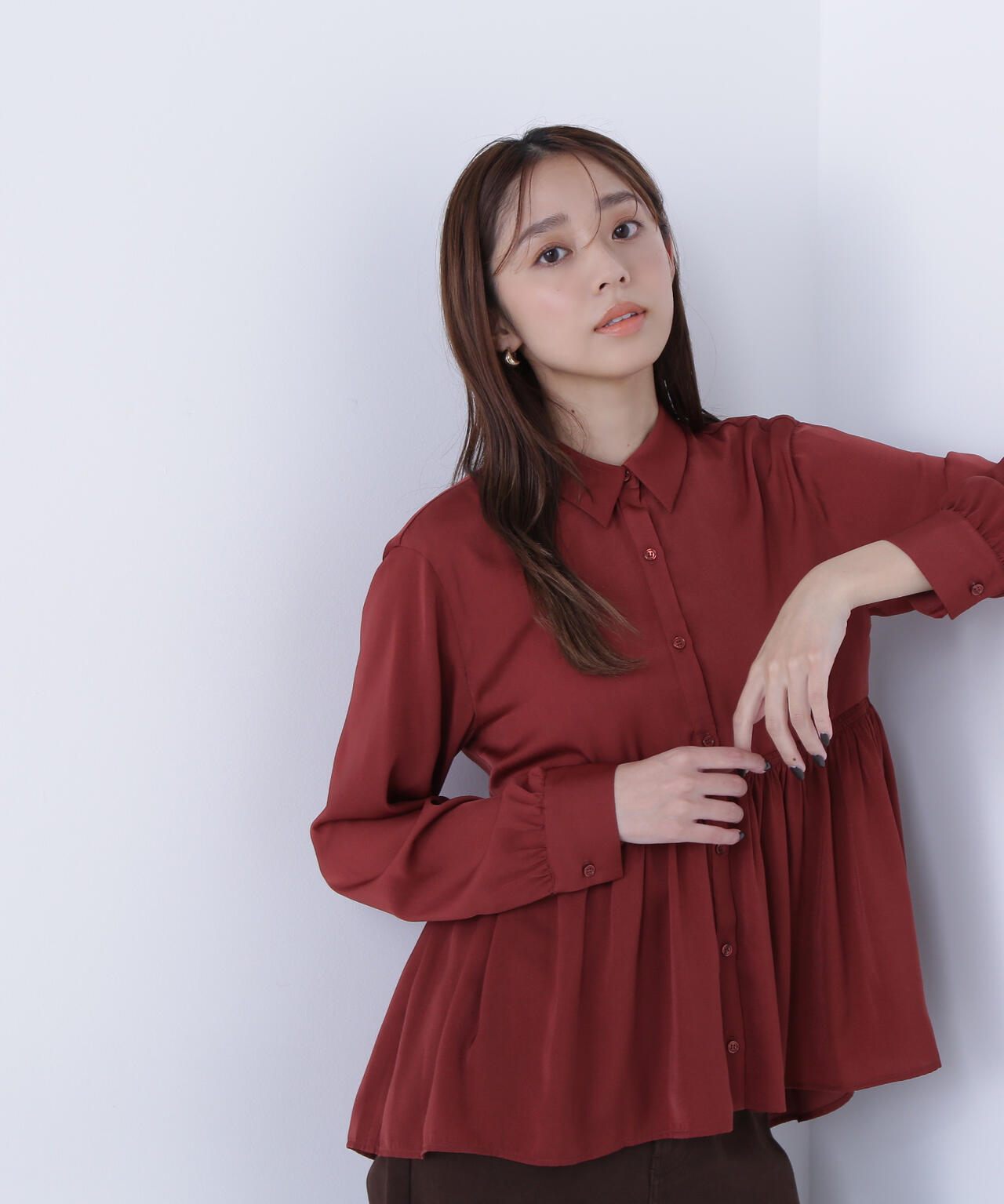 サテンペプラムブラウス | NATURAL BEAUTY BASIC（ナチュラル