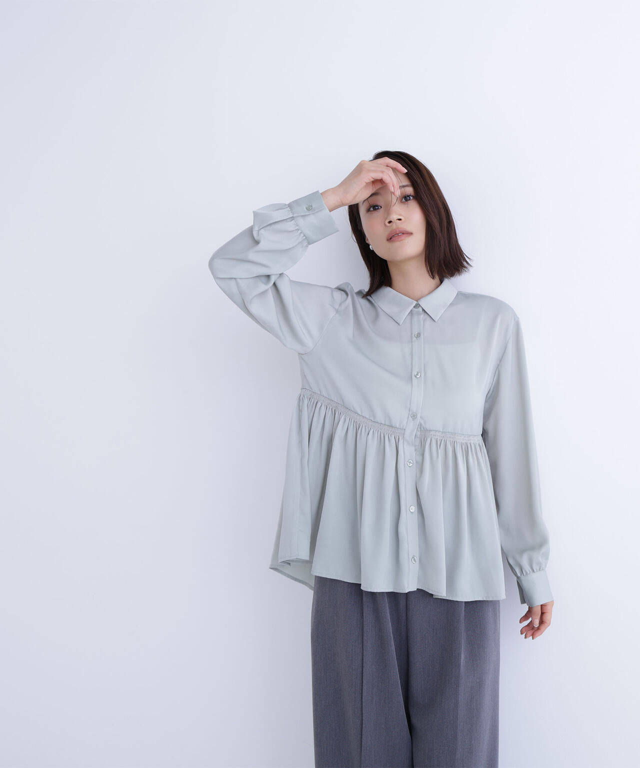 サテンペプラムブラウス | NATURAL BEAUTY BASIC（ナチュラル