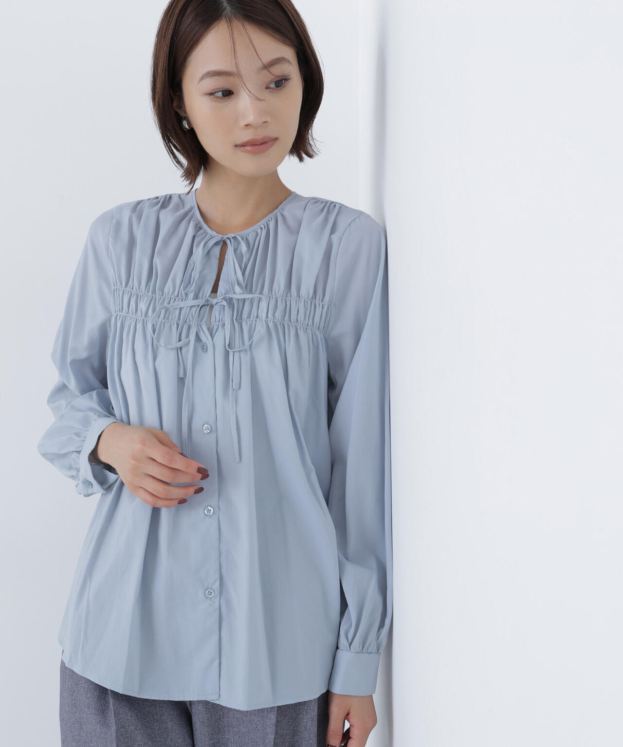 リボンギャザーブラウス