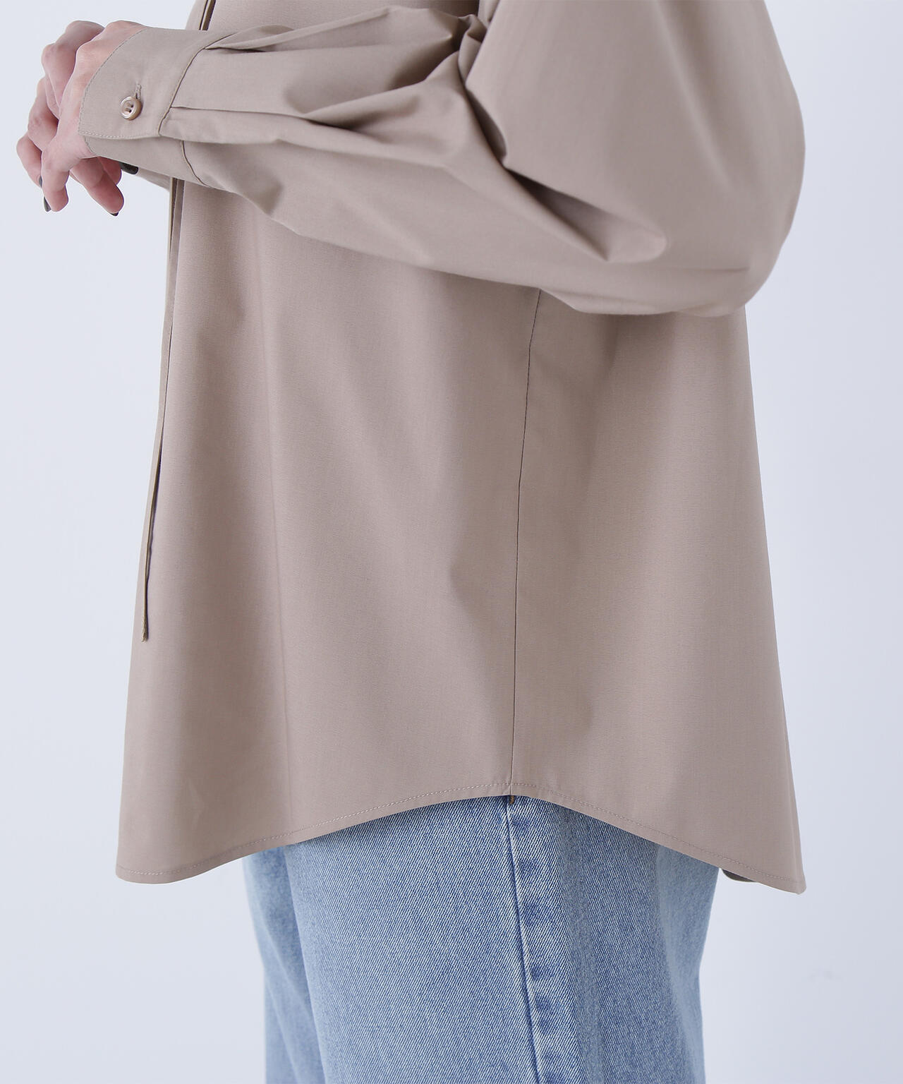 フリルネックスキッパーブラウス