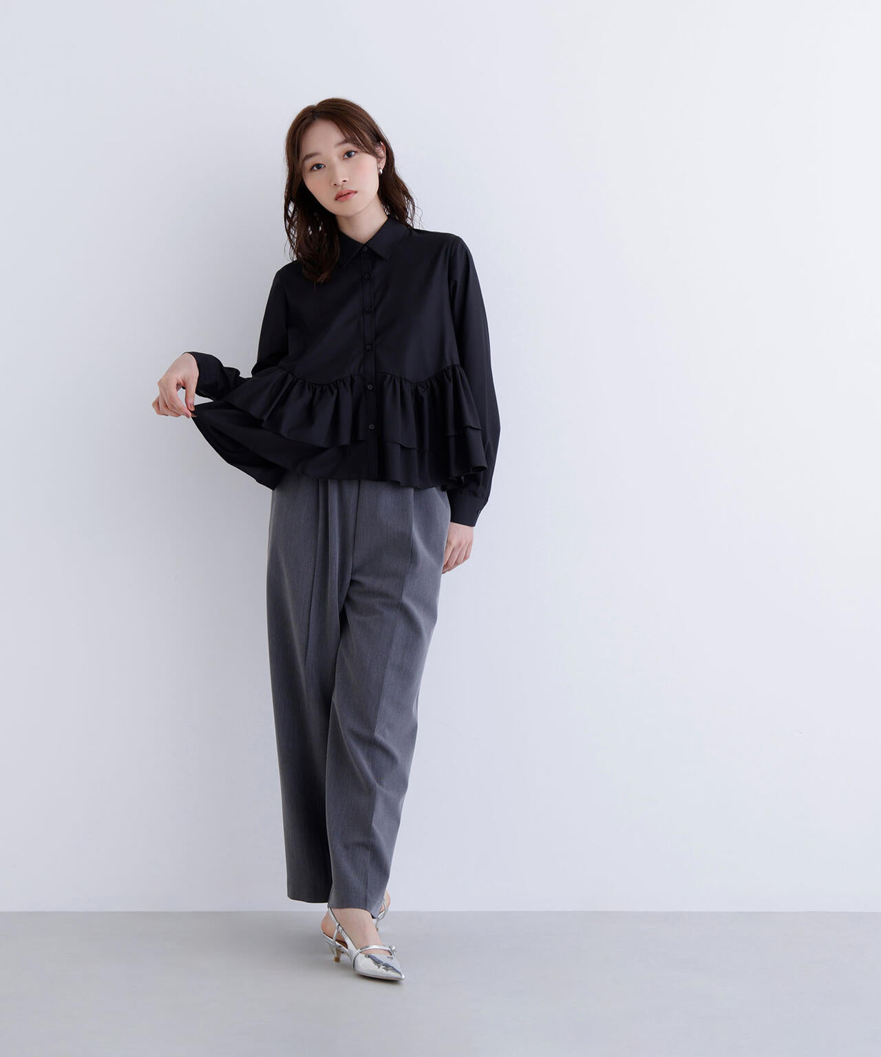 ティアードフリルペプラムブラウス | NATURAL BEAUTY BASIC