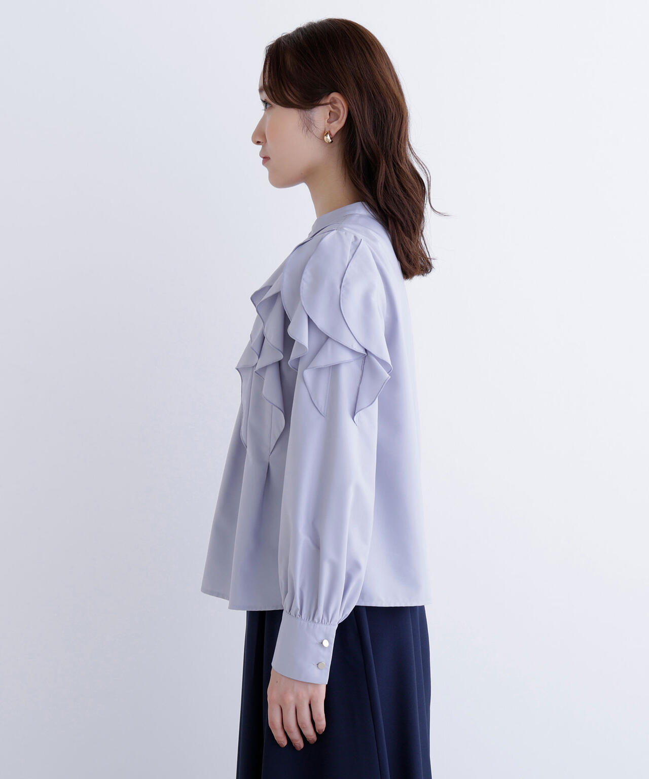 メタルポイントフリルブラウス